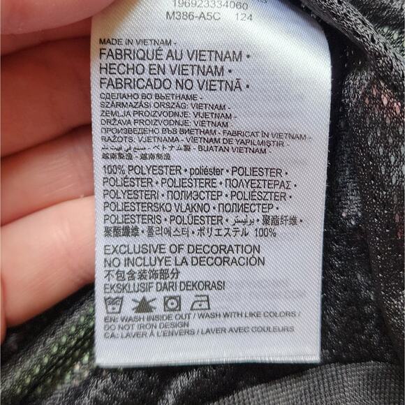 Nike Kids Max Volume Windrunner Full Zip Jacket - Picture 8 of 8